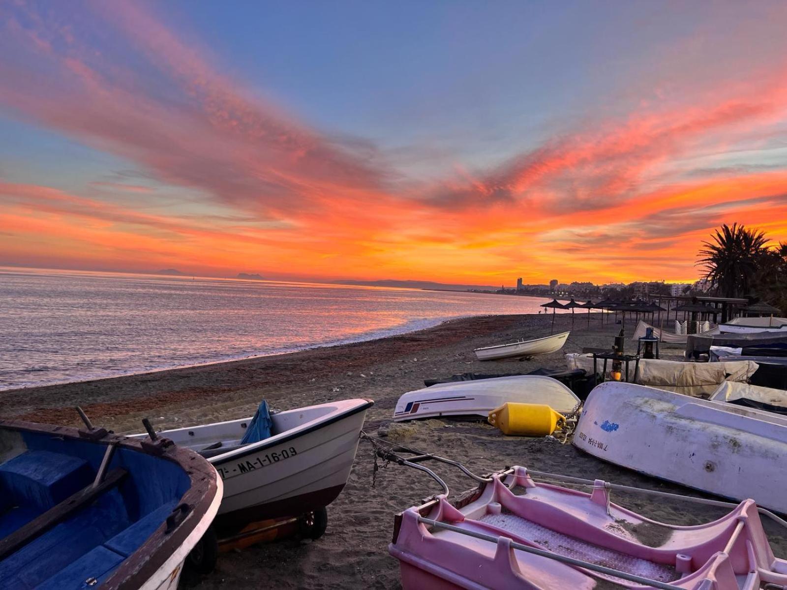 El Faro Vacaciones En Estepona Dış mekan fotoğraf